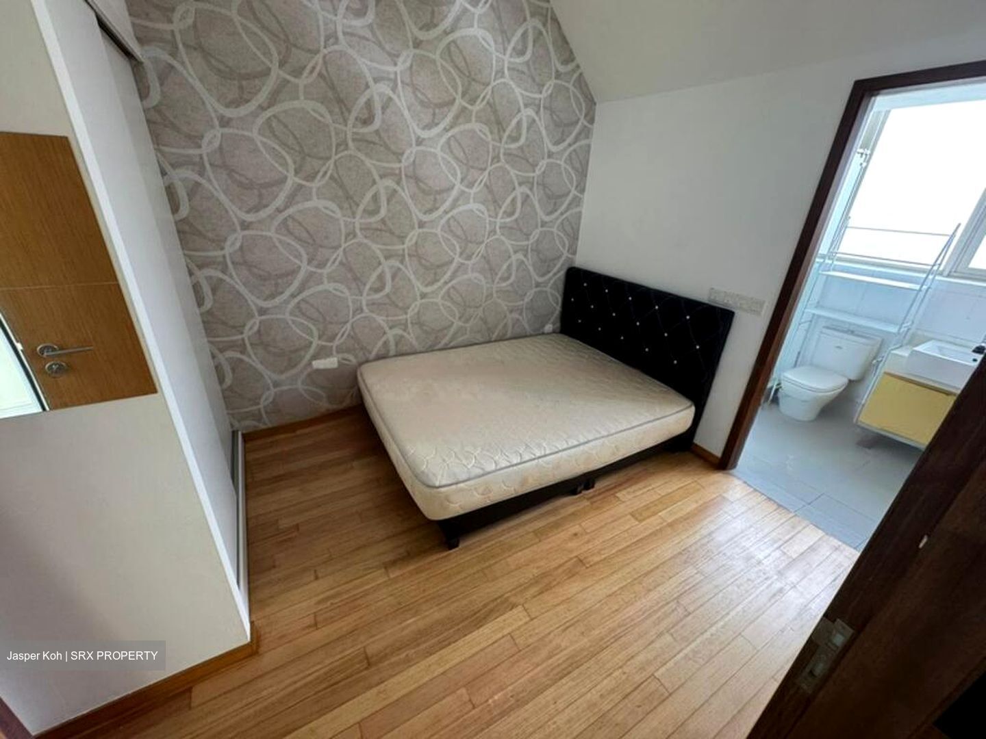 Urban Lofts (D8), Apartment #466387881
